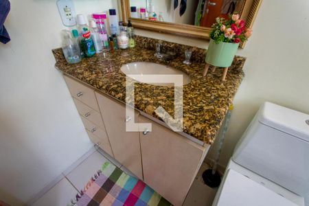 Casa à venda com 133m², 3 quartos e 2 vagasBanheiro do quarto 1