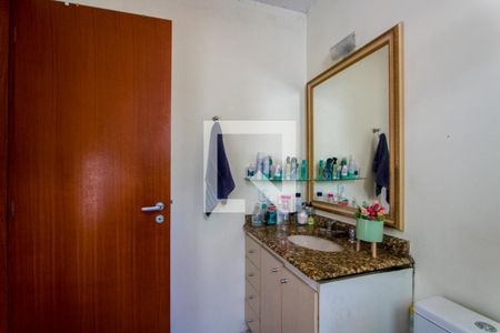 Casa à venda com 133m², 3 quartos e 2 vagasBanheiro do quarto 1