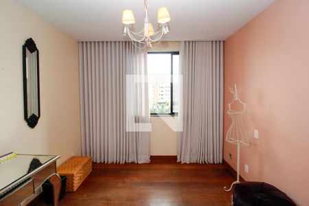 Apartamento à venda com 300m², 4 quartos e 3 vagasSala 