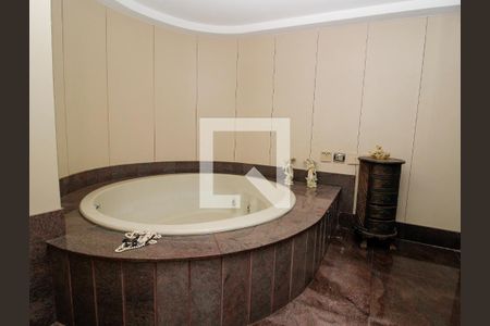 Apartamento à venda com 300m², 4 quartos e 3 vagasBanheiro