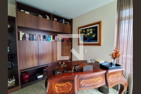 Sala de apartamento à venda com 4 quartos, 300m² em Sion, Belo Horizonte