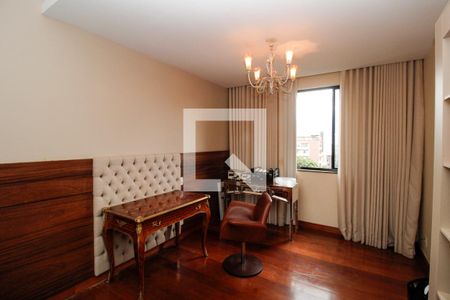 Apartamento à venda com 300m², 4 quartos e 3 vagasSala 