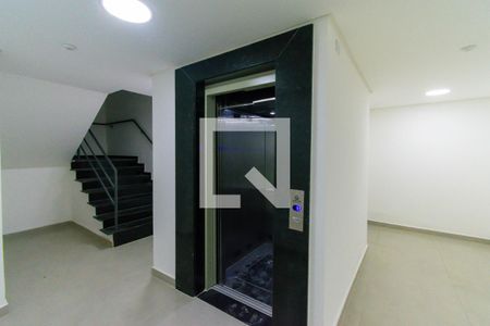 Studio para alugar com 26m², 1 quarto e sem vaga Studio para alugar com 26m², 1 quarto e sem vagaÁrea comum - Hall Social