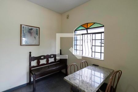 Casa à venda com 402m², 4 quartos e 5 vagasCopa