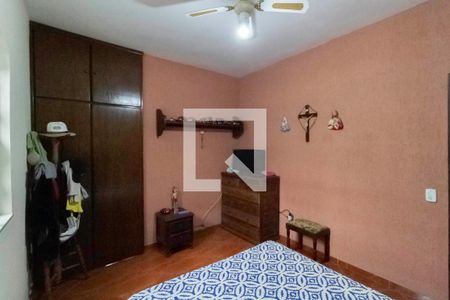 Casa à venda com 402m², 4 quartos e 5 vagasSuíte