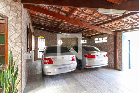 Casa à venda com 402m², 4 quartos e 5 vagasGaragem