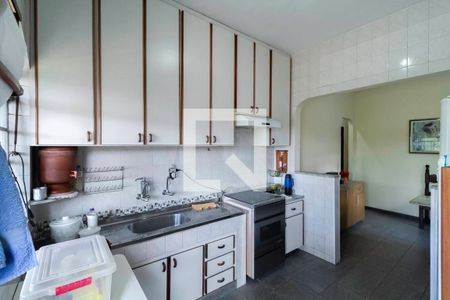 Casa à venda com 402m², 4 quartos e 5 vagasCozinha