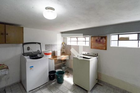 Casa à venda com 402m², 4 quartos e 5 vagasÁrea de serviço