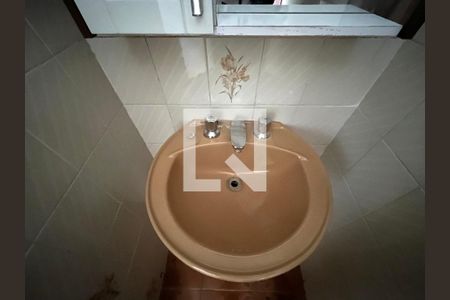 Casa para alugar com 84m², 3 quartos e 2 vagas Casa para alugar com 84m², 3 quartos e 2 vagasBanheiro 1