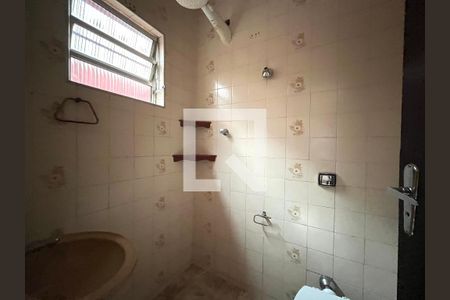 Casa para alugar com 84m², 3 quartos e 2 vagas Casa para alugar com 84m², 3 quartos e 2 vagasBanheiro 2