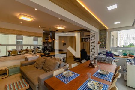 Sala de apartamento para alugar com 2 quartos, 67m² em Chácara Inglesa, São Paulo