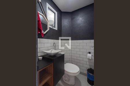 Casa de condomínio para alugar com 59m², 2 quartos e 2 vagasBanheiro Corredor