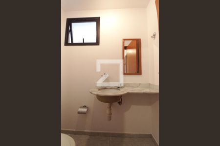 Lavabo de apartamento à venda com 1 quarto, 51m² em Cambuí, Campinas