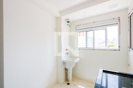 Apartamento à venda com 57m², 2 quartos e 1 vaga Apartamento à venda com 57m², 2 quartos e 1 vagaCozinha/Área de serviço