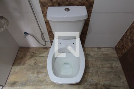 Casa de condomínio para alugar com 84m², 4 quartos e 1 vagaBanheiro da Suite