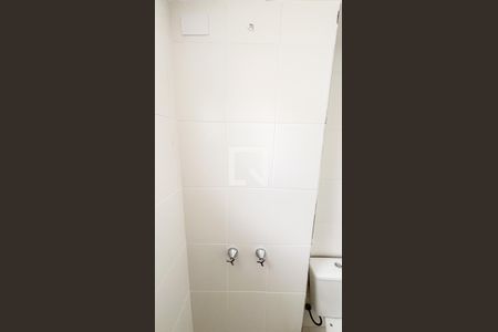 Apartamento à venda com 57m², 2 quartos e 1 vaga Apartamento à venda com 57m², 2 quartos e 1 vagaBanheiro