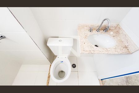 Apartamento à venda com 57m², 2 quartos e 1 vaga Apartamento à venda com 57m², 2 quartos e 1 vagaBanheiro