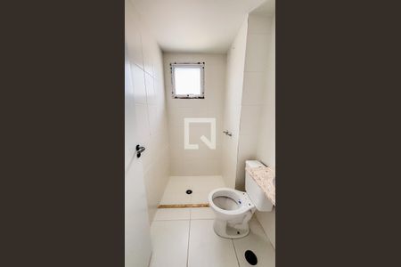 Apartamento à venda com 57m², 2 quartos e 1 vaga Apartamento à venda com 57m², 2 quartos e 1 vagaBanheiro