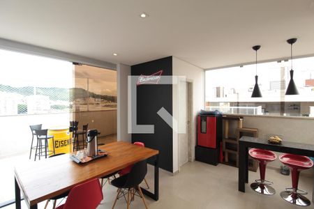 Apartamento para alugar com 118m², 2 quartos e 1 vagaCozinha