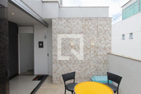 Apartamento para alugar com 118m², 2 quartos e 1 vagaCobertura