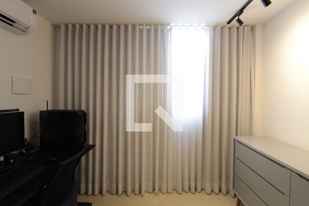Sala de apartamento à venda com 2 quartos, 118m² em Castelo, Belo Horizonte