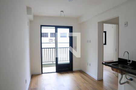 Apartamento para alugar com 2 quartos, 36m² em Bosque da Saúde, São Paulo