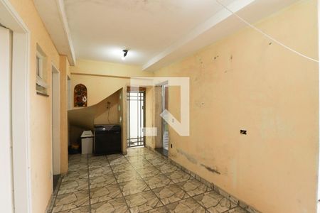 Casa à venda com 200m², 6 quartos e 6 vagas Casa à venda com 200m², 6 quartos e 6 vagasÁrea de Serviço e Churrasqueira - Casa 2