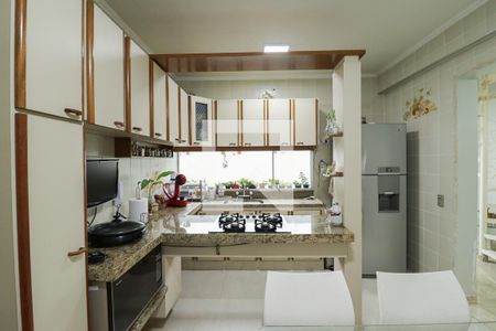 Casa à venda com 200m², 6 quartos e 6 vagas Casa à venda com 200m², 6 quartos e 6 vagasCozinha - Casa 1