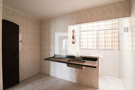 Casa à venda com 200m², 6 quartos e 6 vagas Casa à venda com 200m², 6 quartos e 6 vagasCasa 3