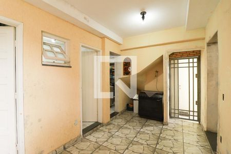 Casa à venda com 200m², 6 quartos e 6 vagas Casa à venda com 200m², 6 quartos e 6 vagasÁrea de Serviço e Churrasqueira - Casa 2