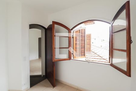 Casa à venda com 200m², 6 quartos e 6 vagas Casa à venda com 200m², 6 quartos e 6 vagasCasa 3