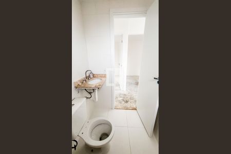 Apartamento à venda com 57m², 2 quartos e 1 vaga Apartamento à venda com 57m², 2 quartos e 1 vagaBanheiro