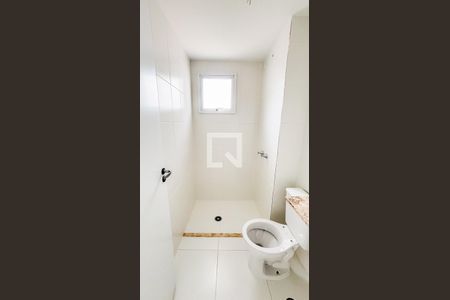 Apartamento à venda com 57m², 2 quartos e 1 vaga Apartamento à venda com 57m², 2 quartos e 1 vagaBanheiro