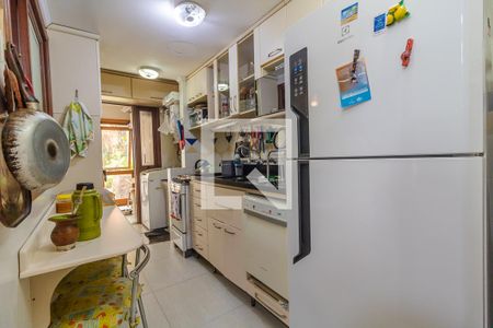 Casa de condomínio à venda com 331m², 3 quartos e 4 vagas Casa de condomínio à venda com 331m², 3 quartos e 4 vagasCozinha