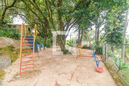 Casa de condomínio à venda com 331m², 3 quartos e 4 vagas Casa de condomínio à venda com 331m², 3 quartos e 4 vagasÁrea comum