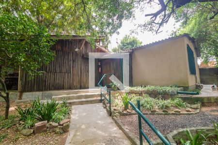 Casa de condomínio à venda com 331m², 3 quartos e 4 vagas Casa de condomínio à venda com 331m², 3 quartos e 4 vagasÁrea comum