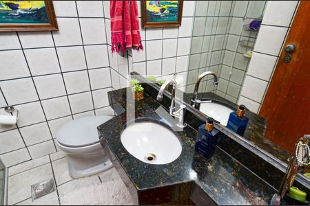 Apartamento à venda com 150m², 2 quartos e 2 vagas Apartamento à venda com 150m², 2 quartos e 2 vagasBanheiro