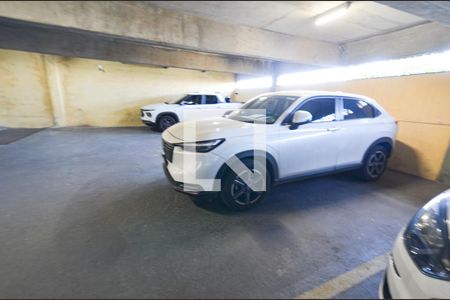 Apartamento à venda com 150m², 2 quartos e 2 vagas Apartamento à venda com 150m², 2 quartos e 2 vagasGaragem