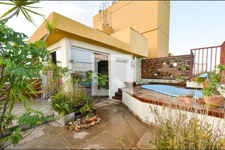 Apartamento à venda com 150m², 2 quartos e 2 vagas Apartamento à venda com 150m², 2 quartos e 2 vagasArea privativa