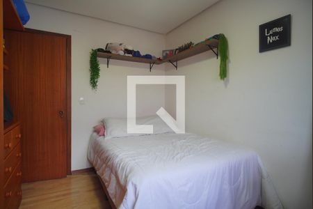 Apartamento à venda com 112m², 4 quartos e 1 vagaQuarto 2