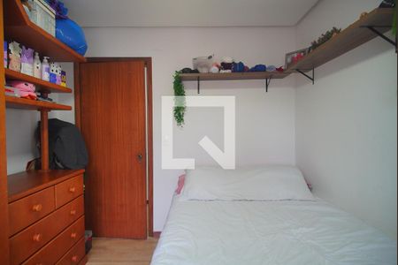 Apartamento à venda com 112m², 4 quartos e 1 vagaQuarto 2