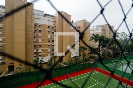 Apartamento à venda com 198m², 4 quartos e 4 vagasVista da Suíte 2