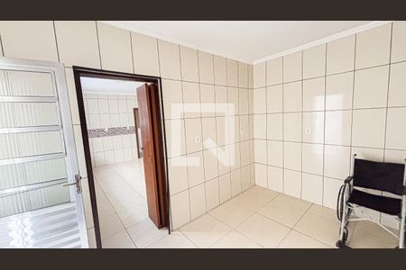 Casa à venda com 175m², 3 quartos e 2 vagas Casa à venda com 175m², 3 quartos e 2 vagasDespensa