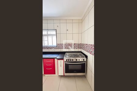 Casa à venda com 175m², 3 quartos e 2 vagas Casa à venda com 175m², 3 quartos e 2 vagasCozinha