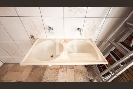 Casa à venda com 175m², 3 quartos e 2 vagas Casa à venda com 175m², 3 quartos e 2 vagasÁrea de Serviço