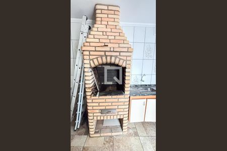 Casa à venda com 175m², 3 quartos e 2 vagas Casa à venda com 175m², 3 quartos e 2 vagasÁrea de Serviço