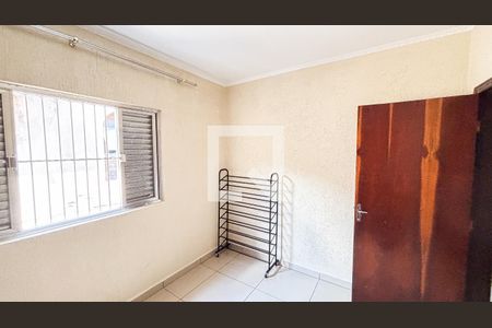 Casa à venda com 175m², 3 quartos e 2 vagas Casa à venda com 175m², 3 quartos e 2 vagasQuarto