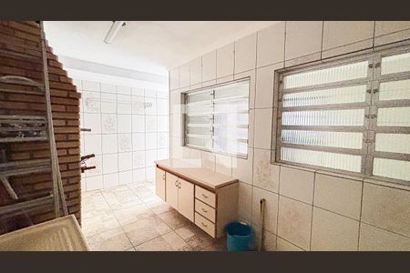 Casa à venda com 175m², 3 quartos e 2 vagas Casa à venda com 175m², 3 quartos e 2 vagasÁrea de Serviço