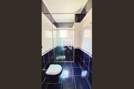 Casa à venda com 175m², 3 quartos e 2 vagas Casa à venda com 175m², 3 quartos e 2 vagasBanheiro da Suíte 2