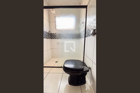 Casa à venda com 175m², 3 quartos e 2 vagas Casa à venda com 175m², 3 quartos e 2 vagasBanheiro da Suíte 1